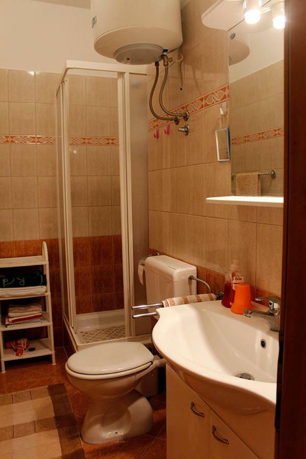 Apartmani Zeljko Metajna Extérieur photo