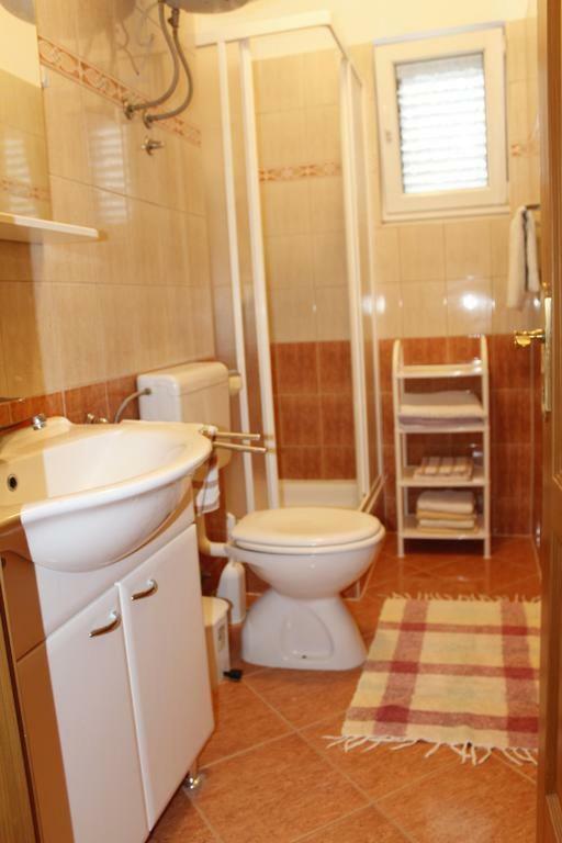 Apartmani Zeljko Metajna Extérieur photo